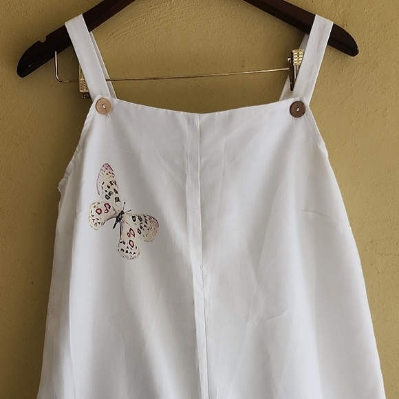 Chic White Floral Jumpsuit - Picture 3 of 9